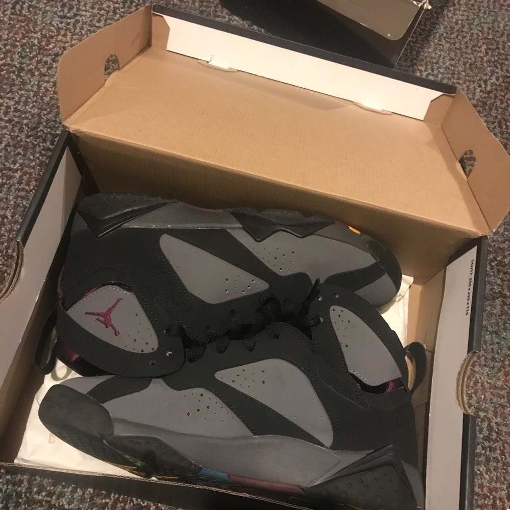 Jordan 6 - Picture 3 of 3